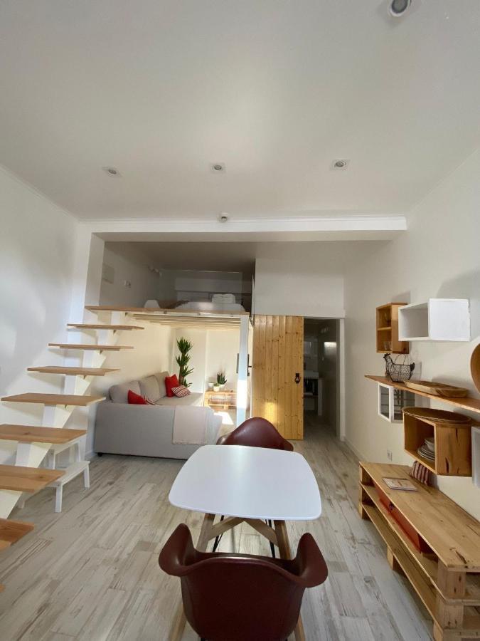7 Trevos Houses A ซังติอาโก โด กาเซ็ง ภายนอก รูปภาพ